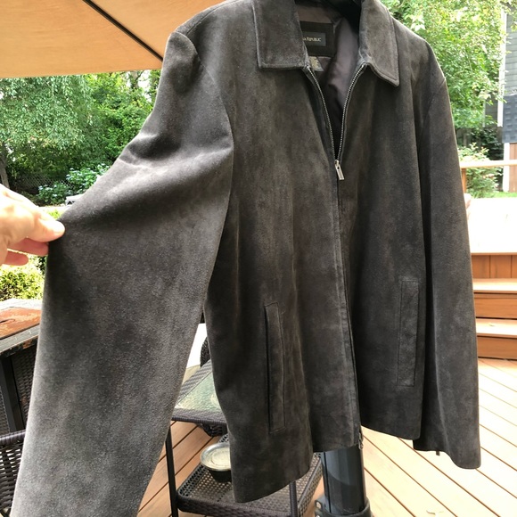 Men’s 100% leather jacket, looks new. - Picture 10 of 10